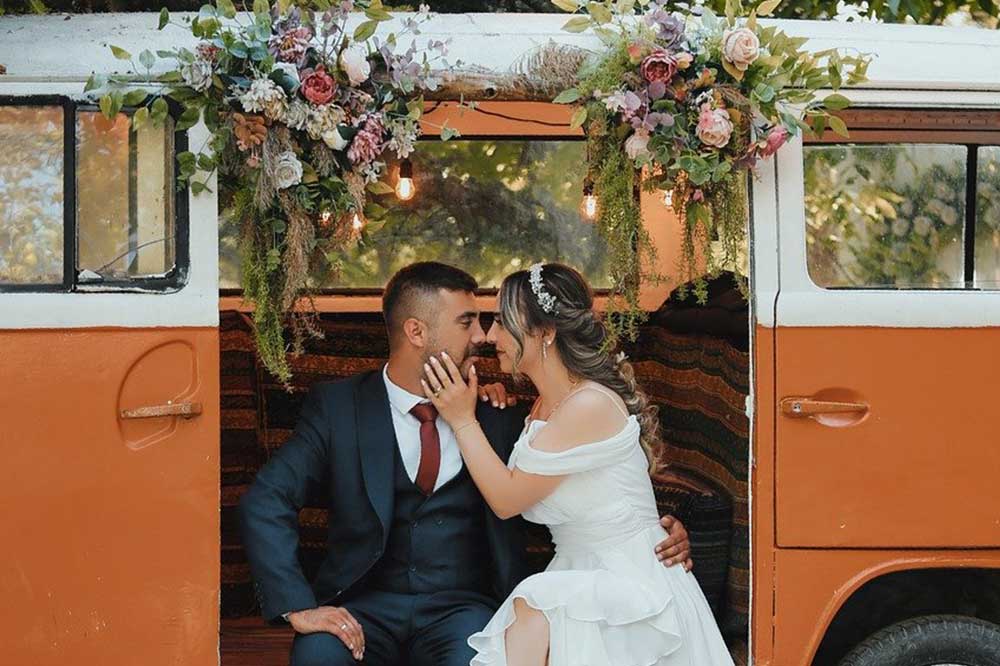 How to Plan a Surprise Wedding Entrance