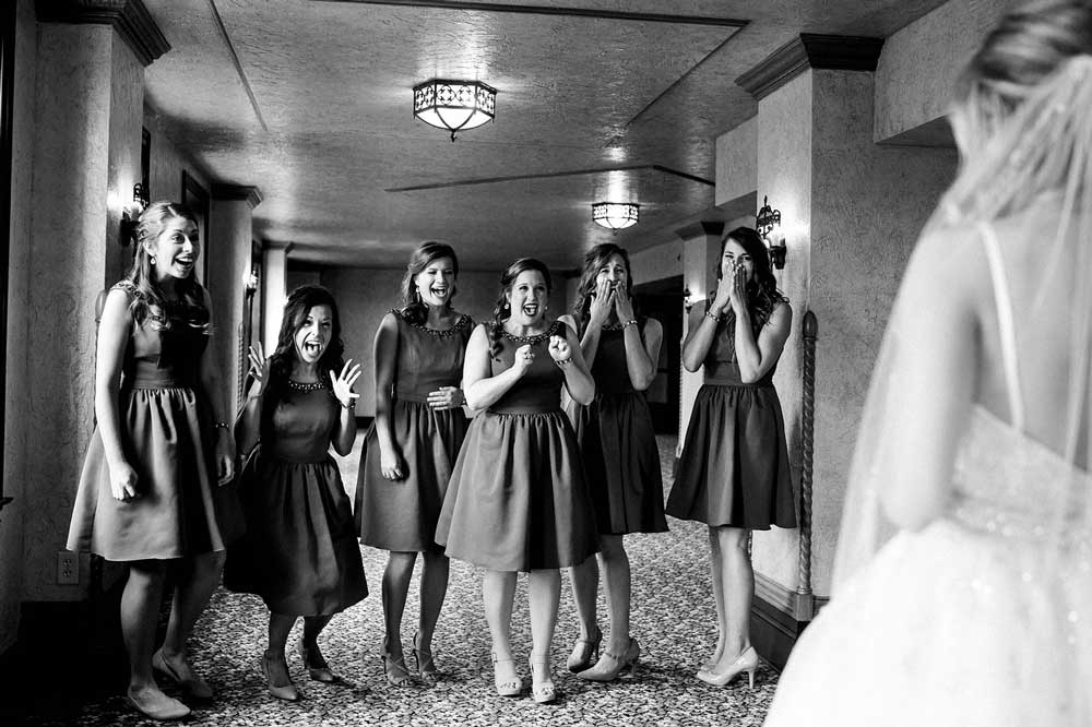 How to Choose Your Wedding Party